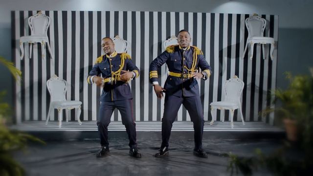Mike Kalambay Feat NK Divine - Posa Ya Yesu (Clip Officiel)