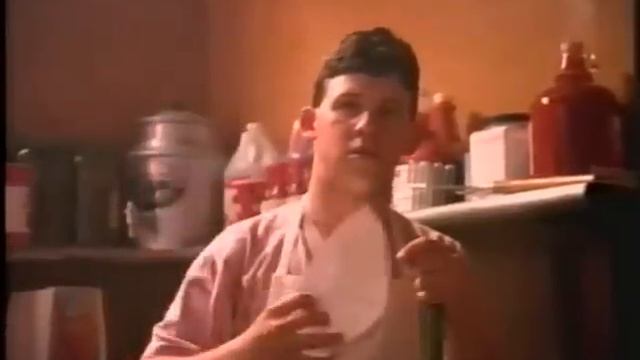 Pepsi Commercial.Маленькая девочка разговаривает голосом Вито Корлеоне смотреть онлайн