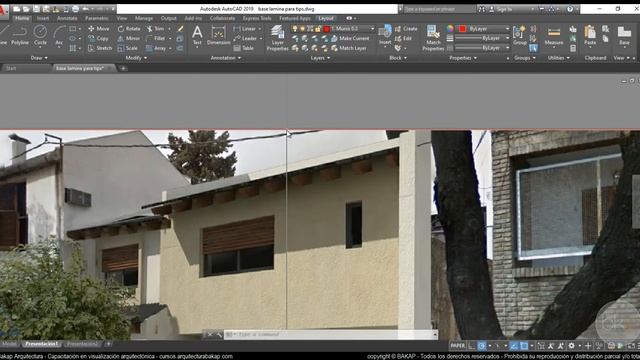Ocultar el marco de una imagen insertada en AUTOCAD смотреть онлайн