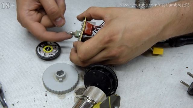Перестал греть фен Ryobi EHG 2020 LCD ✅Взял РАЁБИ, день в... или как отремонтировать технический фе смотреть онлайн