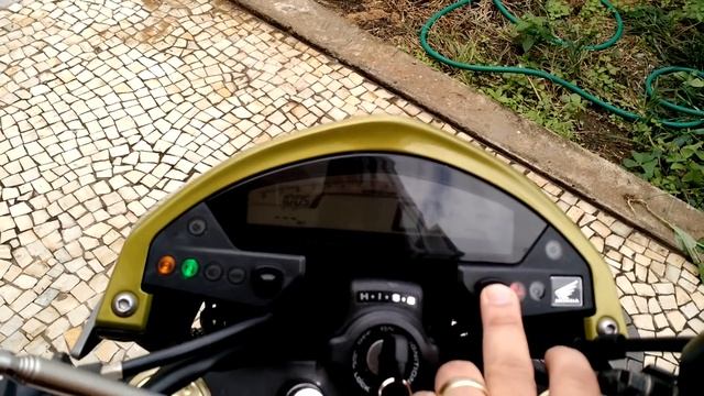 Hornet 2012 Funções Do Computador De Bordo