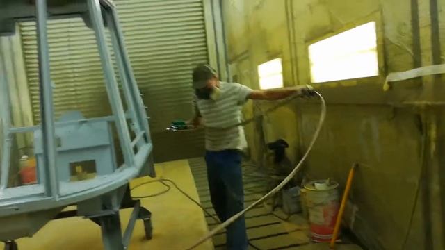 окраска краскораспылителем Devilbiss ADV (ADVANCE) и насосом Binks DX-70 смотреть онлайн