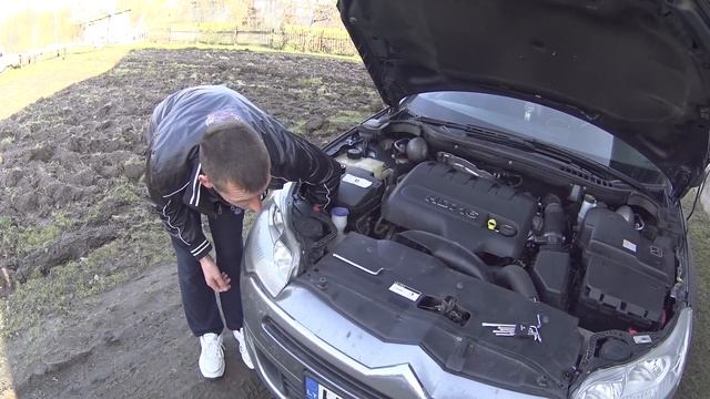 CITROEN C5 Замена лампочки дневного ходового огня .(ДХО)Быстро и без проблем. смотреть онлайн