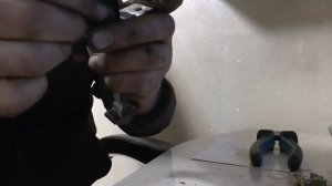 Ремонт фиксатора дверей MAZDA 3 BK, установка ремкомплекта