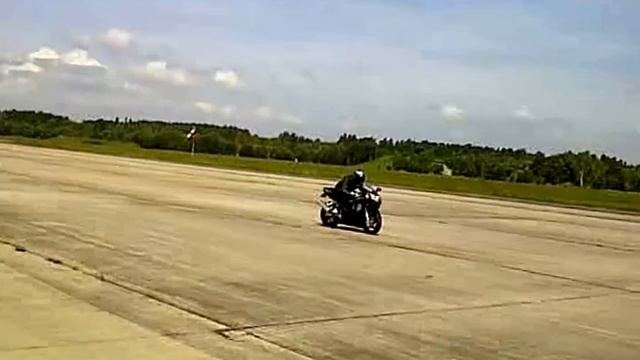 SUZUKI GSXR 600 k1 TOP SPEED Hanz смотреть онлайн