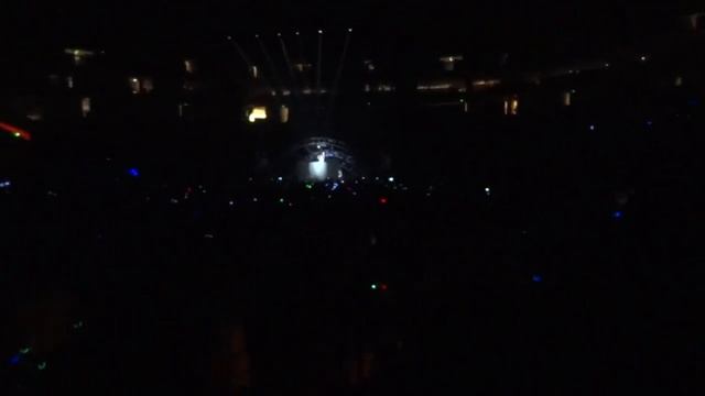 Dash Berlin Raise Your Weapon Remix at Love Afterparty 2011 Oracle Arena смотреть онлайн