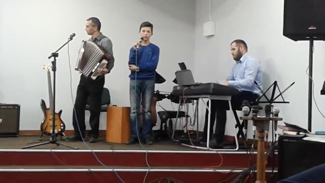 "Тому хто біля тебе дай любов" Іван & Богдан Лях, Буштино 15,10,2016 смотреть онлайн