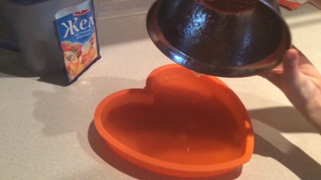 ГОТОВИМ ФРУКТОВОЕ ЖЕЛЕ В ФОРМЕ СЕРДЕЧКА?❤️ смотреть онлайн