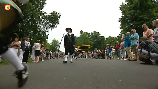 Nassaudag Breda trekt 3500 bezoekers смотреть онлайн