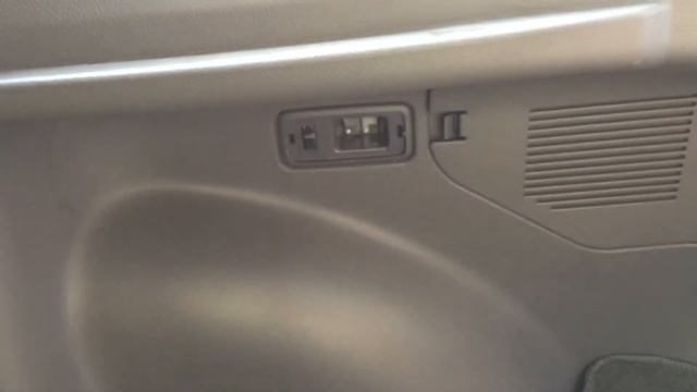 TOYOTA CELICA ZZT231 ラゲージルームランプのバルブ交換 смотреть онлайн