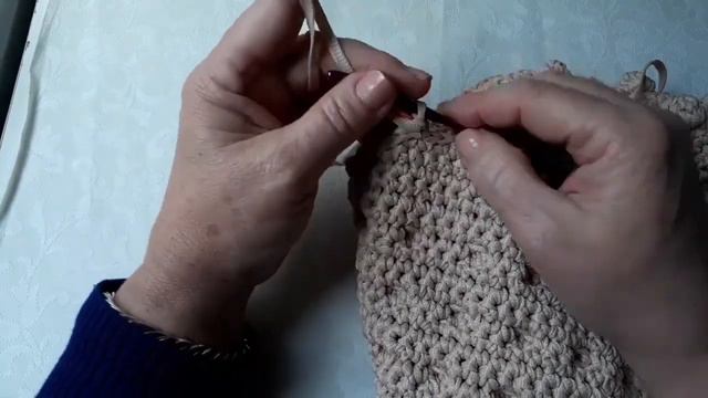 Kolay Tığ İşi Kabarcıklı Çanta / Tutorial #diy смотреть онлайн