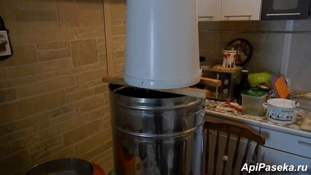 ? Мёд не кристаллизуется? Можно ли так выявить подделку? смотреть онлайн