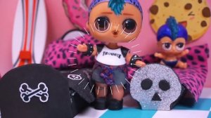 Семейка Панк Бой и Единорог КУКЛЫ ЛОЛ СЮРПРИЗ переехали в Особняк! Мультик LOL Surprise Doll House