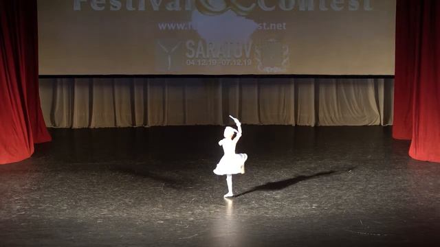 Студия классического балета Татьяны Картушиной . Савинова Елизавета 8 лет смотреть онлайн