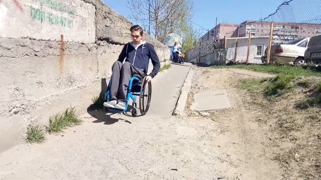 ТИПЫ ЛЮДЕЙ НА КОЛЯСКАХ смотреть онлайн