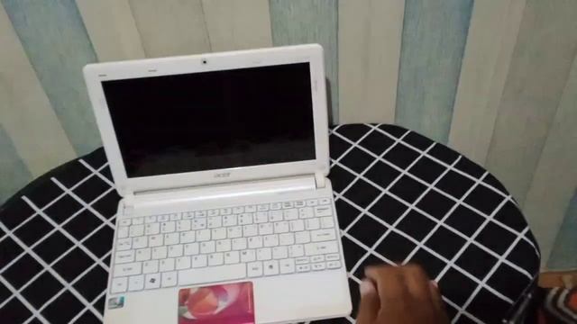 Notebook Acer Aspire One D270