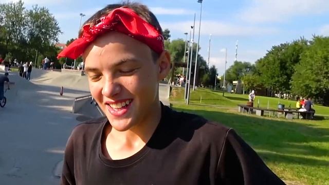 ИГРАЕМ в ПРАВДА или ДЕЙСТВИЕ на ДЕРТ САМОКАТЕ смотреть онлайн
