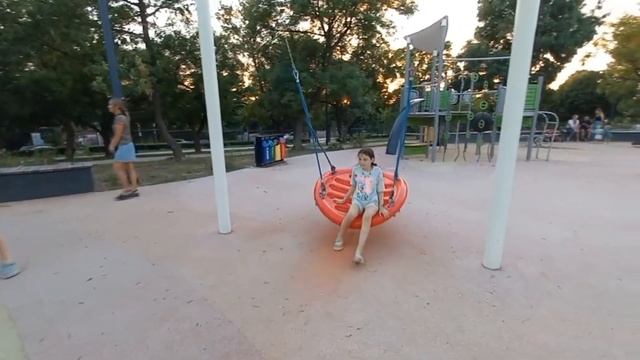 СЕВАСТОПОЛЬ. ПАРК И ПЛЯЖ УЧКУЕВКА #севастополь #паркучкуевка #учкуевка #crimea #крым смотреть онлайн