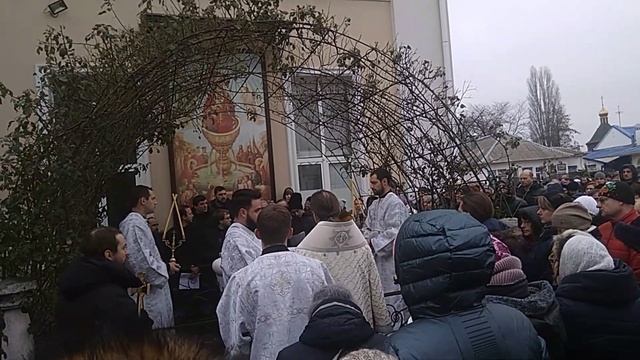 Крещение водой Господне преподобным Диодором #крещение #молитва #окропление #иверский смотреть онлайн