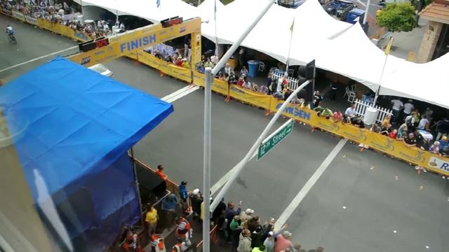 2010 Amgen Tour 4th Stage Finish in Modesto, California смотреть онлайн