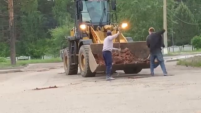 Дорога из битого кирпича смотреть онлайн