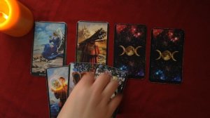 Думает ли обо мне БЫВШИЙ? Гадание на таро онлайн