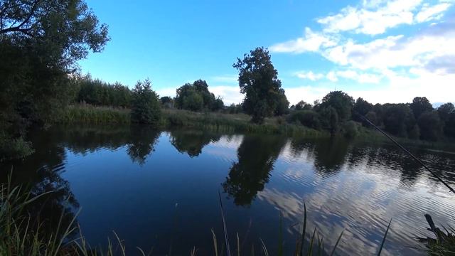 Рыбалка на карася с дочкой:) смотреть онлайн