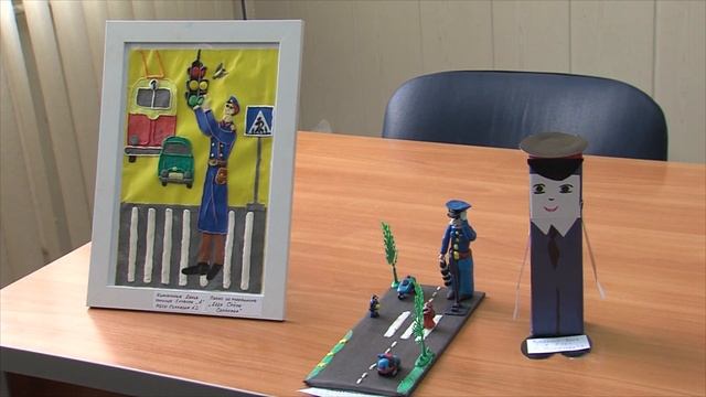 1 июня подвели итоги конкурса детских рисунков и поделок «Полицейский дядя Степа» смотреть онлайн