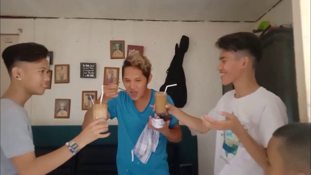 Dalgona Coffee Recipe Tutorial | Pinatikim ko sila (nagkagulo grabe) смотреть онлайн