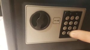 Вскрытие сейфа за 10 секунд!