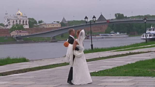Александр и Мария ~ первый танец молодых ~ яркая свадьба красивая супер смотреть онлайн