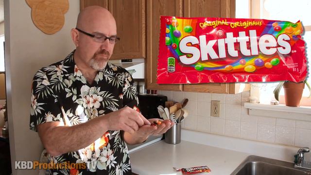 Skittles Bite Size Candies Review - Original - Strawberry Lemon, Orange, Green Apple and Grape смотреть онлайн