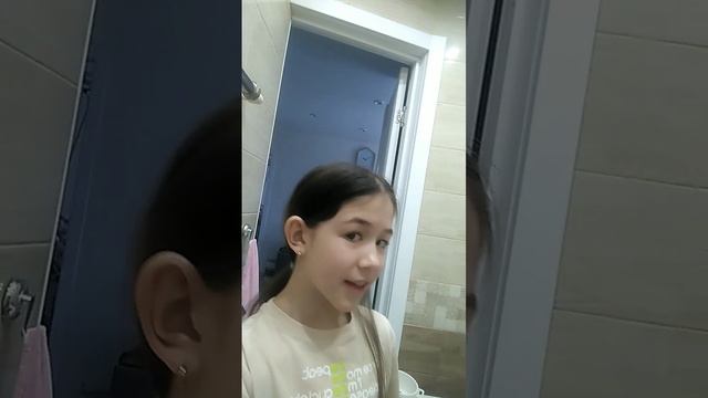 собираюсь покрасить прядку смотреть онлайн