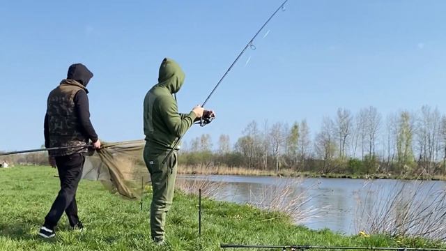 ВЕСНЯНА РИБАЛКА НА КОРОПА 2022 смотреть онлайн