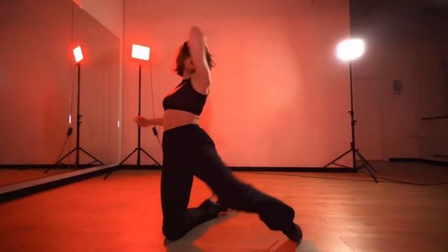 Скриптонит- 100 поцелуев/frum up strip смотреть онлайн