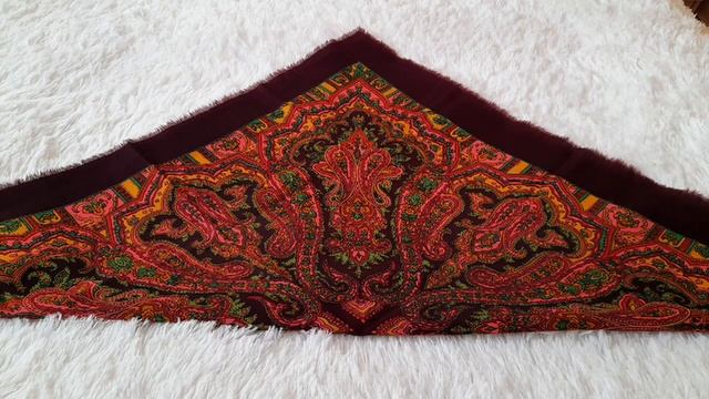 Цветы России на наших плечах. Павловопосадские изделия часть 2. смотреть онлайн