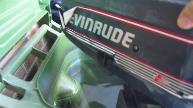 Review of 1990s Evinrude 2.3 hp Outboard Motor смотреть онлайн