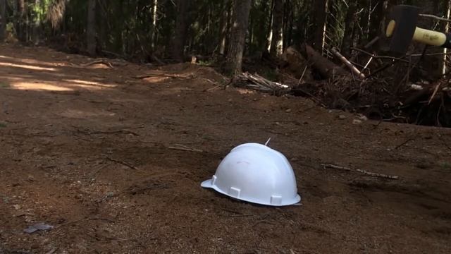 Каска не спасет смотреть онлайн