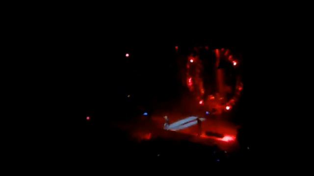 MOTLEY CRUE - INTRO and WILD SIDE Moscow смотреть онлайн