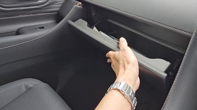 In Depth Tour Toyota Alphard HEV [AH40] - Indonesia смотреть онлайн