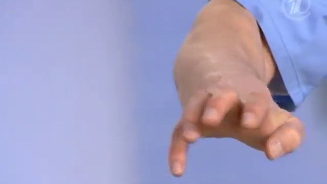 Локтевой нерв. Что делать, если пальцы не слушаются смотреть онлайн