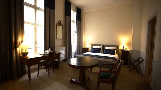 Hôtel Brighton Paris - Un hôtel avec une vue sur la Tour Eiffel et le jardin des Tuileries смотреть онлайн