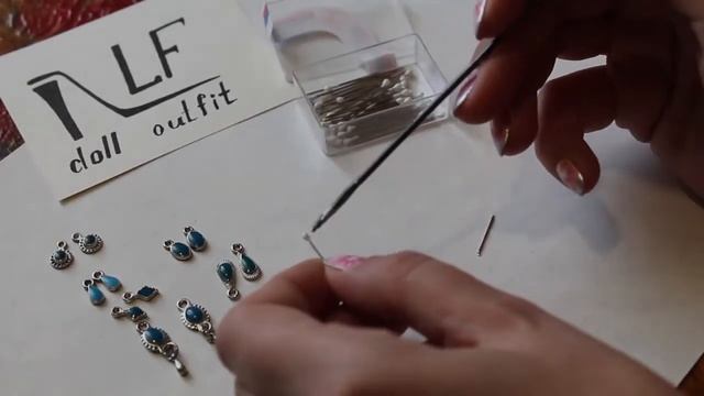 Сережки для куклы, earrinds for doll смотреть онлайн