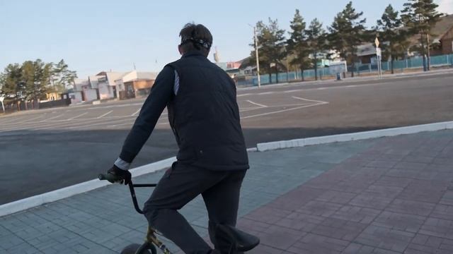 ВОРВАЛСЯ НА ЮТУБ \ ТРЮКИ НА BMX \ ЧТО С КАНАЛОМ? \ ПОКАТУШКИ НА BMX смотреть онлайн