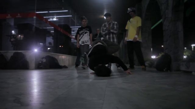 Breakdance QDR Crew - Blumenau Brazil #DanceNomads смотреть онлайн