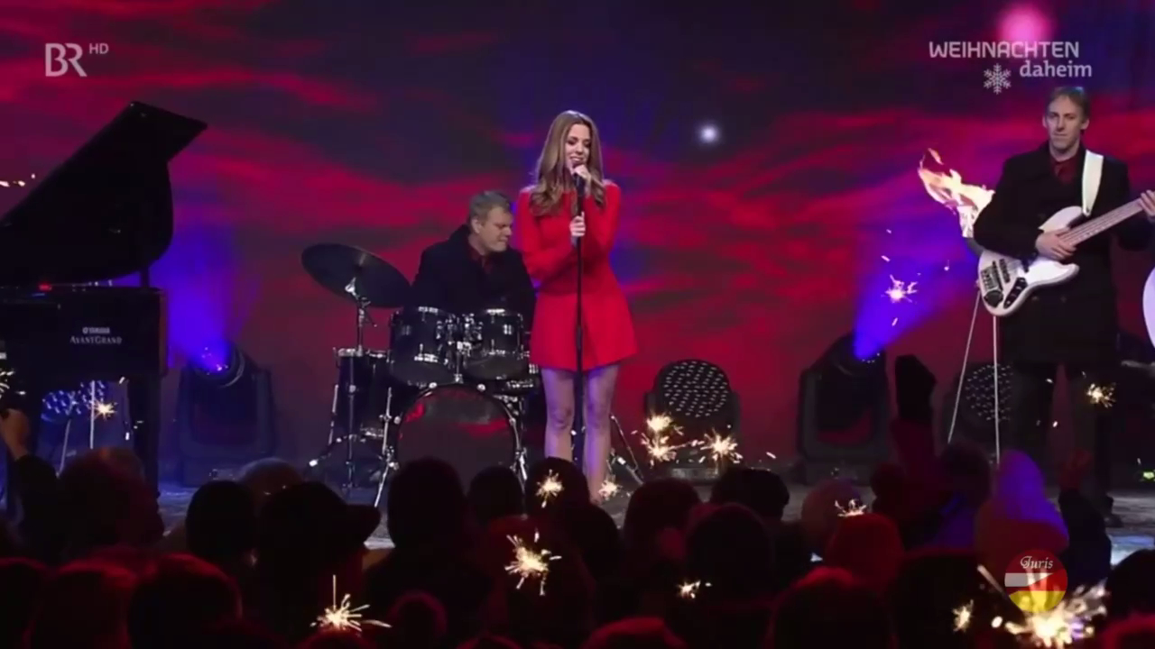 Wolkenfrei-Star Vanessa Mai «Ein Engel In Der Weihnachtszeit» 2015