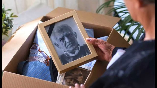 ЧТО ДЕЛАТЬ С ВЕЩАМИ УМЕРШИХ БЛИЗКИХ? ЧЕГО НЕЛЬЗЯ ДЕЛАТЬ С ВЕЩАМИ УСОПШЕГО НИ В КОЕМ СЛУЧАЕ? смотреть онлайн