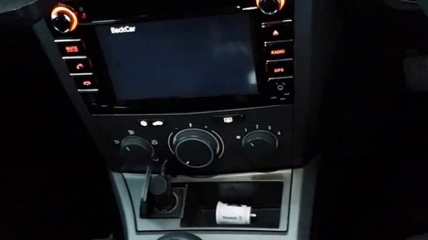 Vauxhall (Opel) Astra H 2006 car audio and tuning