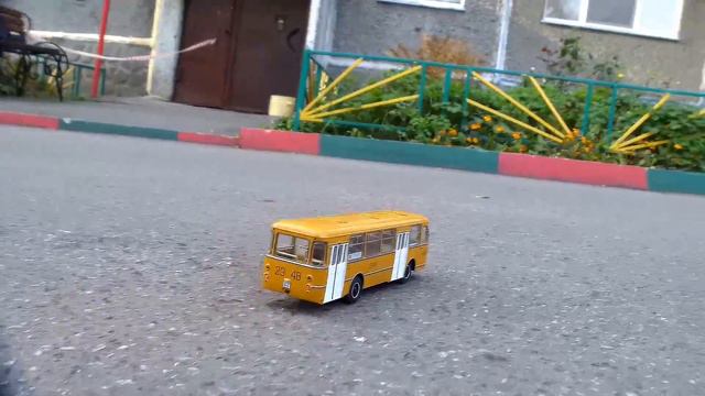 Test Drive радиоуправляемой модели автобуса ЛиАЗ-677М Classicbus | неодимовая магнитная подвеска