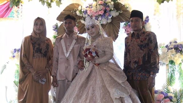 Indonesian Muslim Traditional Wedding
